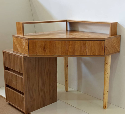 میز آرایش_ میز تحریر گوشه_میز کنج ام دی اف